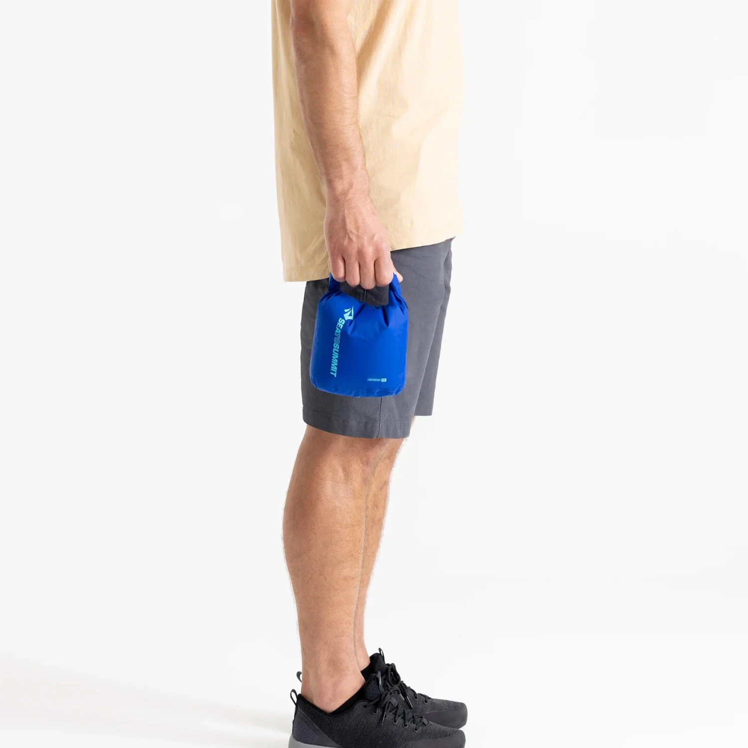 Sea To Summit 1.5 Litre Lightweight Dry Bag 4 Sea To Summit 1.5 Litre Lightweight Dry Bag - Image 2