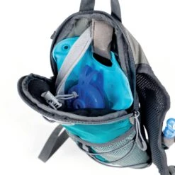 OZtrail Goanna 1.5L Hydration Pack -Camping Promotion Store goanna3
