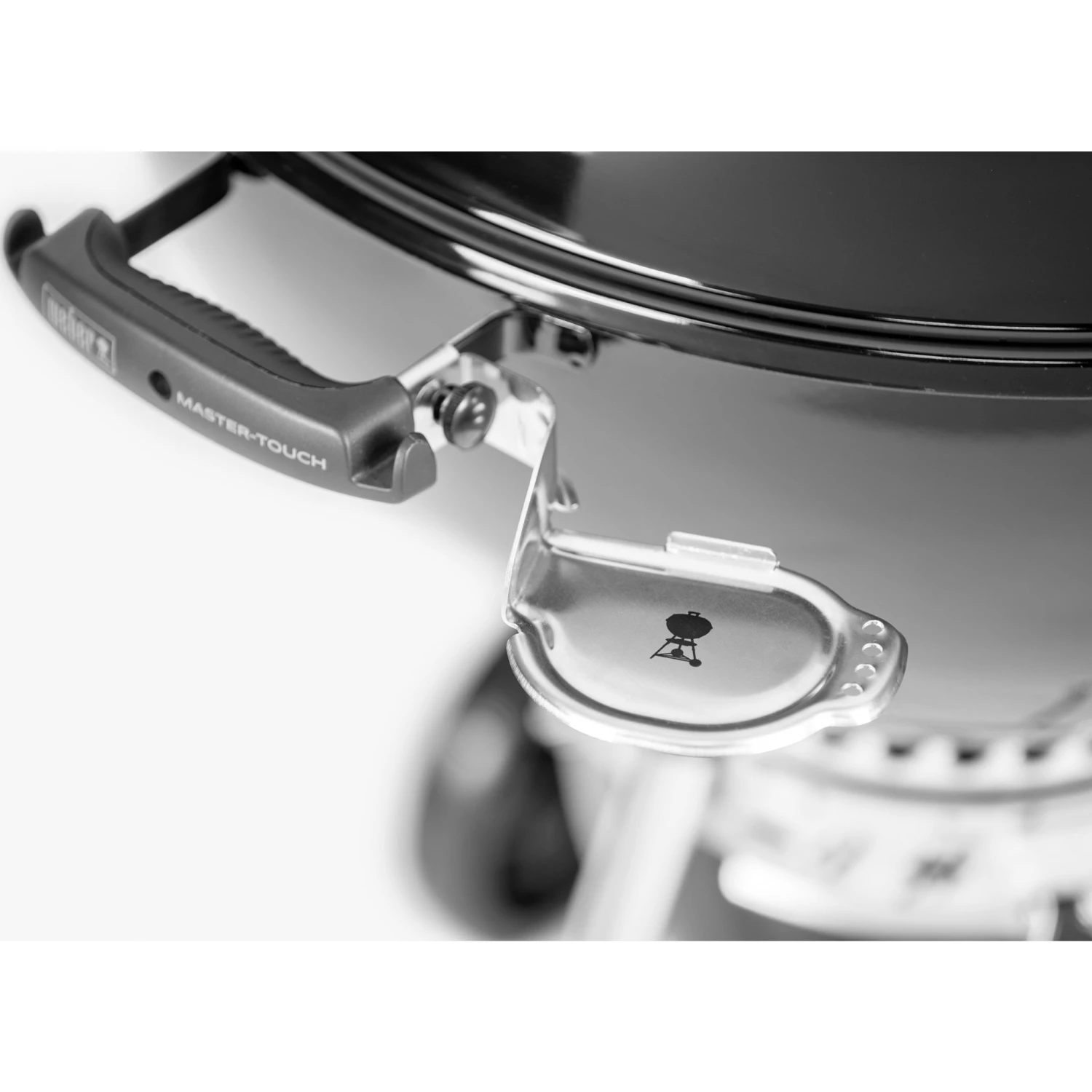 Weber Master Touch Kettle 57cm 7 Weber Master Touch Kettle 57cm - Image 5