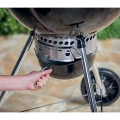 Weber Master Touch Plus Kettle 57cm -Camping Promotion Store mastertouch11 a4324bf1 2c17 4b33 a938 5bd5a21c4bcc