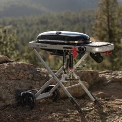 Weber Traveler Portable Gas Barbecue -Camping Promotion Store traveler7 7b4ccf67 04eb 4b9d 8c81 b11e834e4458
